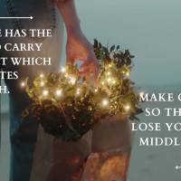 Cada um tem o poder de carregar somente aquilo que faz iluminar o seu caminho. Faça boas escolhas para não se perder em meio a pensamentos negativos....