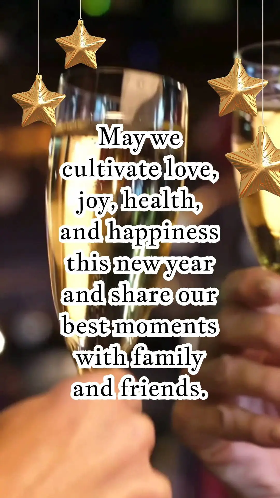  Que possamos prosperar amor, alegria saúde e felicidade neste ano novo e compartilhar nossos melhores momentos com familiares e amigos.