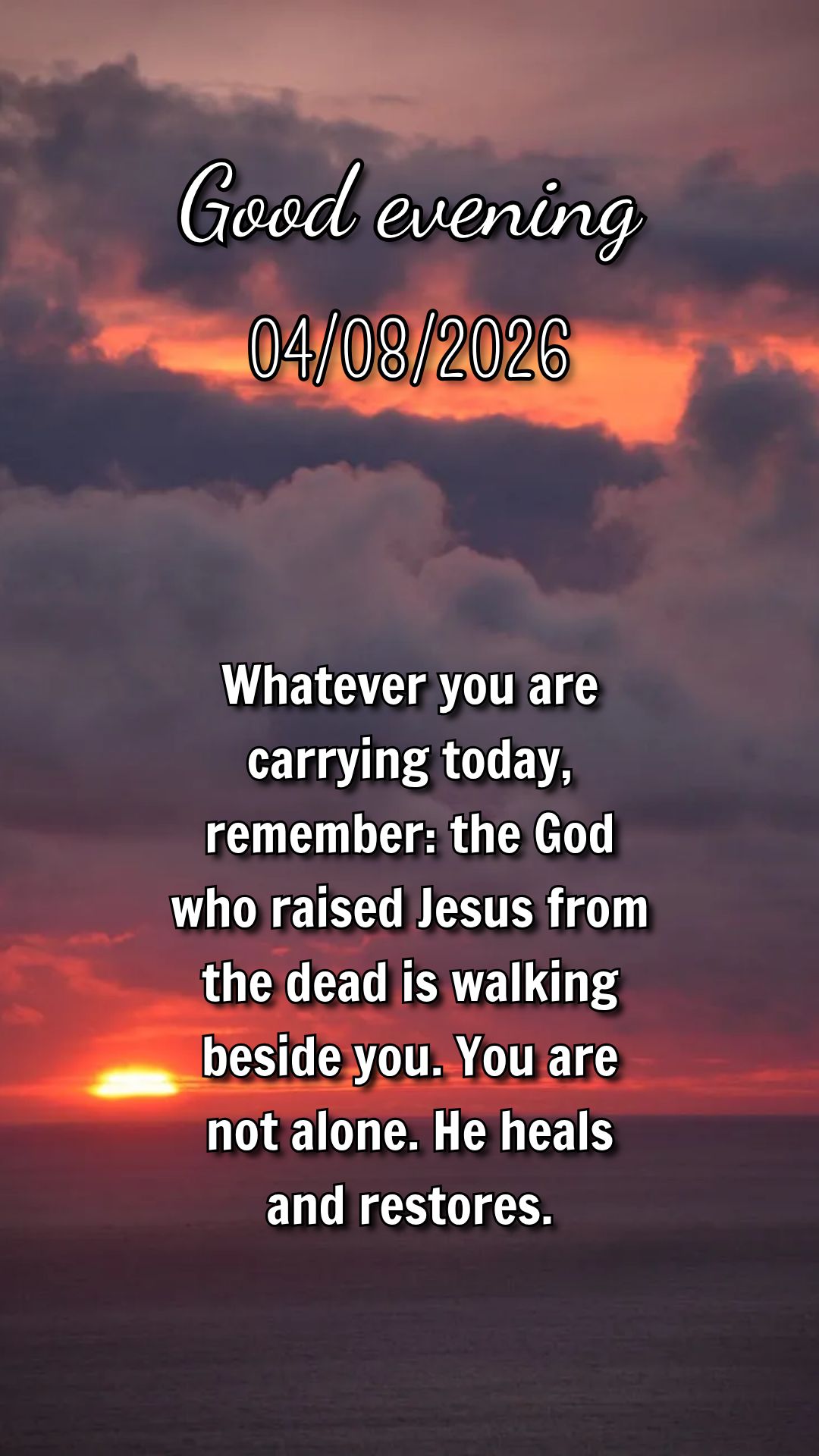 Ressuscitou! E com Ele ressurge nossa esperança. Que a alegria pascal encha seu coração nesta semana de glória. Aleluia!