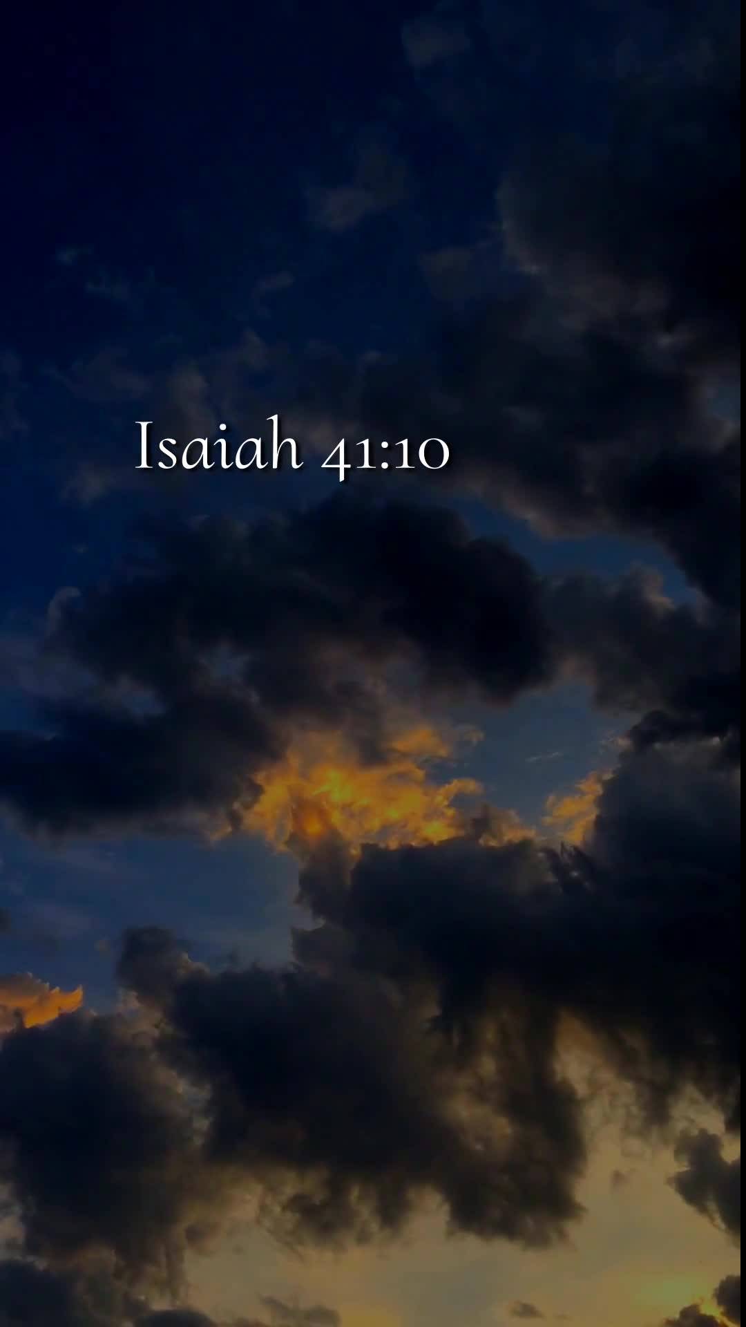 Deus, hoje é terça-feira, meu pai, dia vinte e oito de abril de dois mil e vinte e seis. Bom dia, Senhor. Antes mesmo de dar o primeiro passo neste dia...